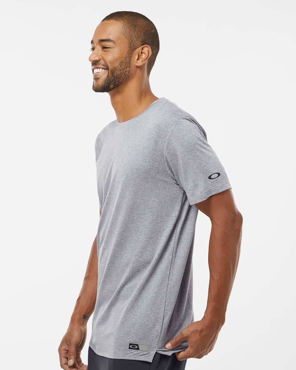 Oakley-FOA402991-Team Issue Hydrolix T-Shirt - Image 18