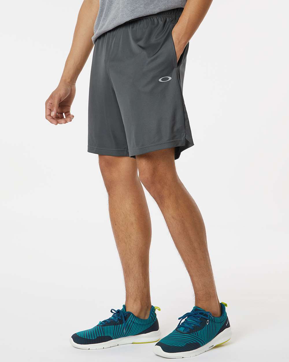 Oakley-FOA405933-Team Issue Hydrolix 7" Shorts with Drawcord - Image 12